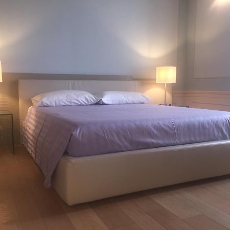 Palazzo Carasi Apartments Кремона Екстериор снимка