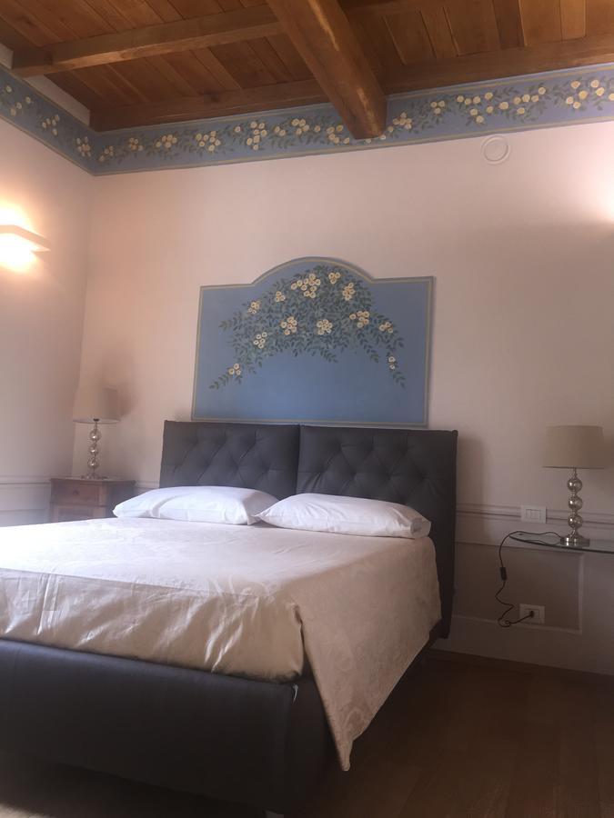 Palazzo Carasi Apartments Кремона Екстериор снимка
