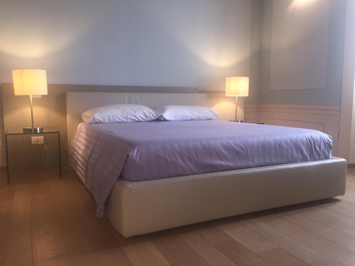 Palazzo Carasi Apartments Кремона Екстериор снимка